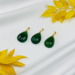 Кулон из Нефрита