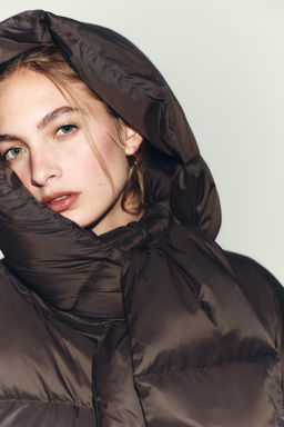 WATER-REPELLENT AND WINDPROOF DOWN JACKET WITH HOODIE - Zara фото 4