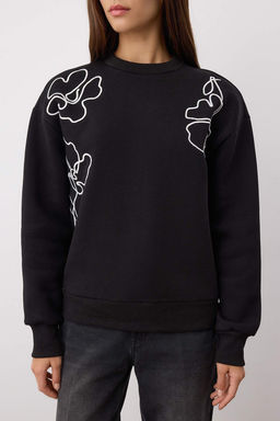 Siyah Orme Nak?sl? Oversize/Genis Kal?p Sweatshirt TWOAW26SW00052