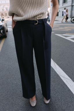 PINSTRIPED TROUSERS WITH BELT - Zara фото 2