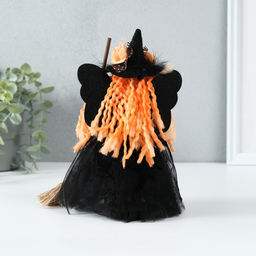Интерьерная кукла текстильная Ведьмочка в чёрном платье с метлой, 7?11.5?22 см - Simaland фото 5