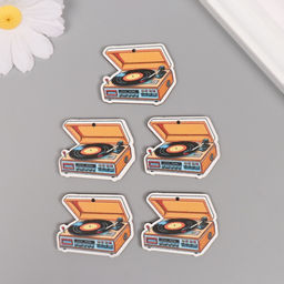 Цена за 10 шт. Декор для творчества дерево «Музыкальный проигрыватель», 3.1×3.8×0.3 см