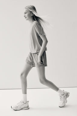 Pantal?n corto de running con DryMove - H&m фото 10