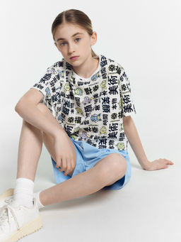 Футболка для девочек белая с принтом иероглифы - Mark formelle фото 2