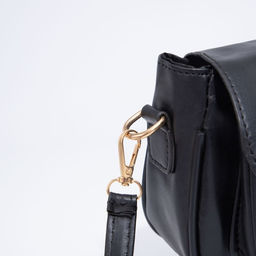 Сумка-мессенджер на клапане, цвет чёрный - Simaland фото 5