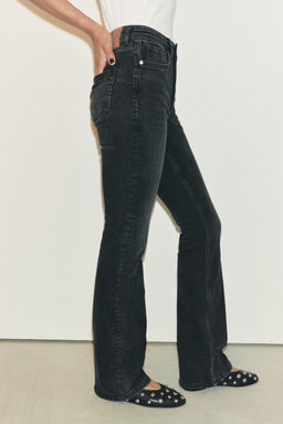 ZW COLLECTION BOOTCUT MID-WAIST CONTOUR JEANS - Zara фото 4