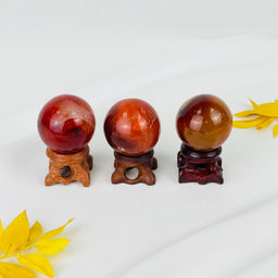 Шар из Сердолика на подставке