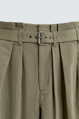PANTAL?N WIDE FIT PLIEGUES CINTUR?N / Verde fl?or - Zara фото 10