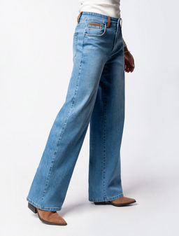 VILATTE / Джинсы прямого кроя из эластичного денима