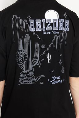 TRENDYOL MAN Siyah Oversize/Genis Kesim Tropik Arizona Sehir Bask?l? %100 Pamuklu T-Shirt TMNSS23TS00164 - Trendyolmilla фото 5