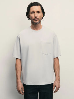 Футболка с карманом relax fit / Zarina  фото 3