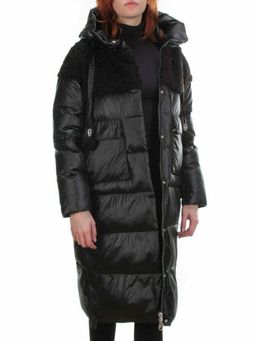 Y21636 BLACK Пальто женское зимнее MEIYEE (200 гр. холлофайбера) черное
