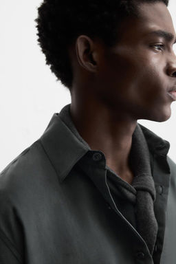 FLOWING SHIRT WITH POCKET - Zara фото 25