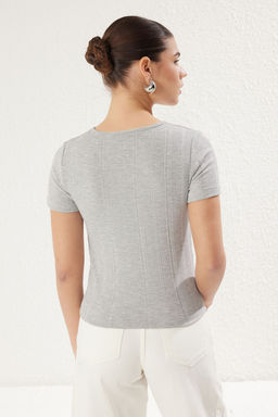 Trendyolmilla Gri Melanj Regular/Normal Kal?p Yar?m Patl? Esnek Orme Bluz TWOSS25BZ00070  фото 10