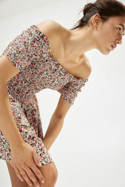 Vestido off-the-shoulder con cuerpo nido de abeja - H&m фото 3