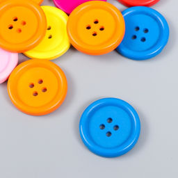 Цена за 2 шт. Пуговицы дерево для творчества 4 прокола «Простые», набор 15 шт., 3×3 см