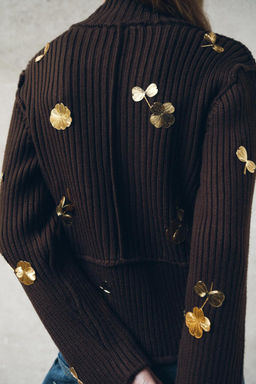 KNIT CARDIGAN WITH GOLD FLOWERS - Zara фото 4