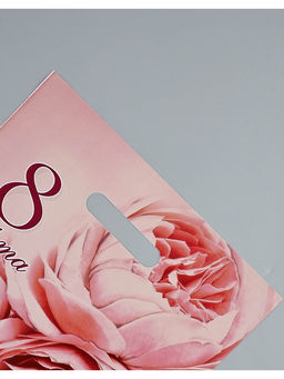 Цена за 20 шт. Пакет подарочный В твой праздник 8 Марта, полиэтиленовый с вырубной ручкой, 30?40 см, 50 мкм