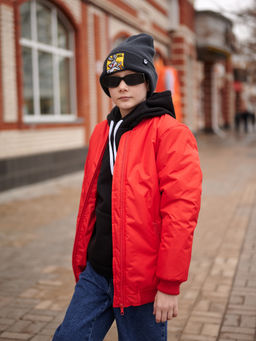 Бомбер демисезонный для мальчика Френд красный - Yollochka фото 2