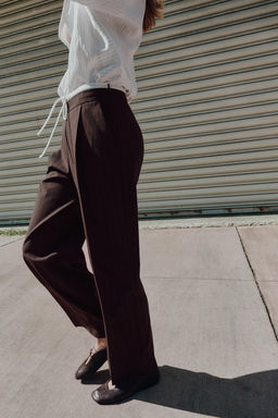 PANTAL?N ANCHO CINTURA DOBLE / Marr?n