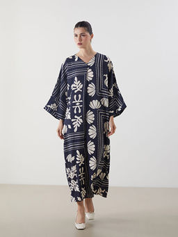 V Yaka Desenli Oversize Elbise