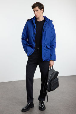 TRENDYOL MAN Saks Regular Fit K?sl?k Parka Ruzgarl?k Mont TMNAW25MO00023