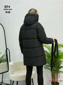 Куртка зимняя с капюшоном