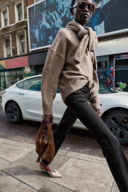 FLARE LEGGINGS WITH BELT - Zara фото 4