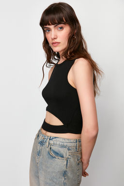 Siyah Cut Out Detayl? Bisiklet Yaka Orme Atlet TWOSS24AL00043