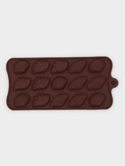Форма для конфет и шоколада Доляна «Ракушки», силикон, 22×10.5×1 см, 15 ячеек (2.7×3.4 см), коричневая
