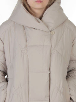 8870 LT. BEIGE Пальто зимнее женское оверсайз (200 гр. холлофайбер)