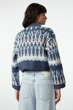 Mavi Yumusak Dokulu Etnik Desenli Kal?n Crop Triko Kazak TWOAW24KZ00688 - Trendyolmilla фото 5