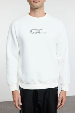 Beyaz Regular/Normal Kesim Kabar?k Yaz? Bask?l? Ici Polarl? Sweatshirt TMNAW25SW00190 - Trendyolmilla фото 2