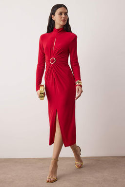 K?rm?z? Cut Out Aksesuar Detayl? Orme Midi Astars?z S?k/Gece Elbise TPRAW26EL00060