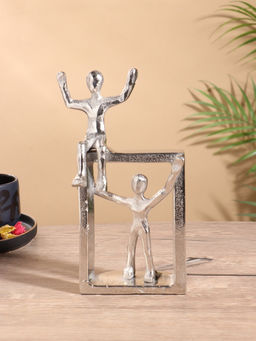 Сувенир «Победитель», 13.5×8×24 см, алюминий