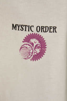 Tas Oversize/Genis Kesim %100 Pamuklu Mistik Bask?l? T-Shirt TMNSS23TS00165