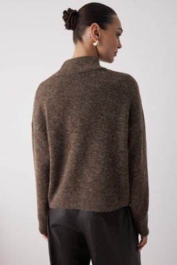 Wardrobe Essentials Vizon Alpaka Yun Kar?s?ml? Premium Iplik Genis Kal?p Triko Kazak |TWOAW26KZ00079