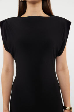 TRENDYOLMILLA Siyah Duz Midi Vatkal? Drapeli Bodycone/Vucuda Oturan Esnek Elbise Orme Elbise TWOSS24EL00975 фото 4