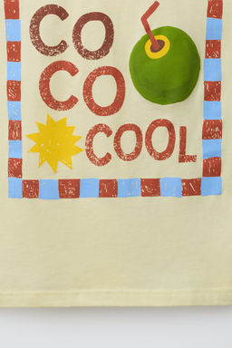 CAMISETA ESTAMPADA COCO / Amarillo