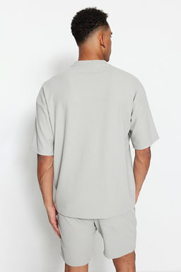 Basic Gri Oversize/Geni_ Kesim Dokulu K_r__maz Ottoman T-Shirt TMNSS23TS00081 - Trendyolmilla фото 2