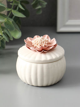 Шкатулка для украшений «Розовый цветок», с крышкой, белая, керамика, 7×7×6.5 см