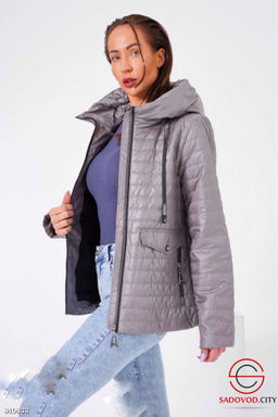 Куртка женская весенняя