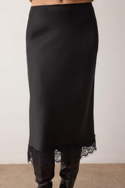 Siyah Dantel Detayl? Midi Boy Saten Etek TWOAW26ET00169 - Trendyolmilla фото 3