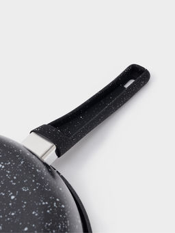 Сковорода Доляна Black Rock, d=26 см, ручка софт тач, антипригарное покрытие, индукция, чёрная