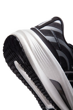 Кроссовки для бега Черный/Белый BELLERO PRO