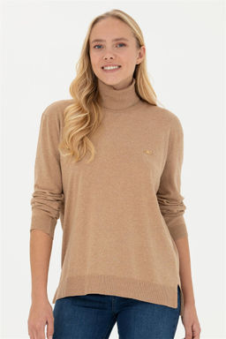 Женский базовый свитер светло-коричневого меланжевого цвета Неожиданная скидка в корзине