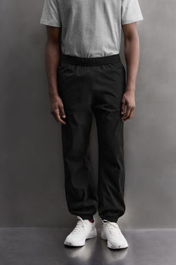 TECHNICAL JOGGING TROUSERS - Zara фото 6