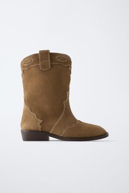 SPLIT SUEDE COWBOY BOOTS, CHARACTERISTICS
