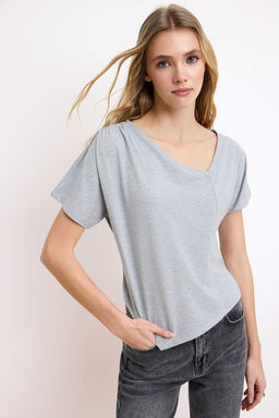 Siyah Regular/Normal Kal?p Asimetrik Yaka Buzgulu Pamuklu Esnek Orme T-shirt TWOSS26TS00059 - Trendyolmilla фото 5