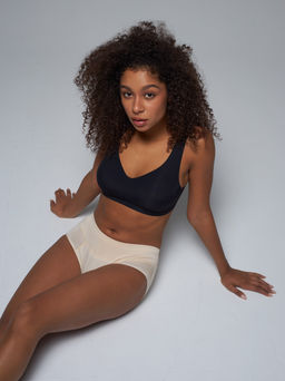 Трусы женские слипы для месячных Vanessa for me MY001-E-W полиэстер, полиамид черный и бежевый размеры M, L, XL, 2XL, 3XL, 4XL  фото 11